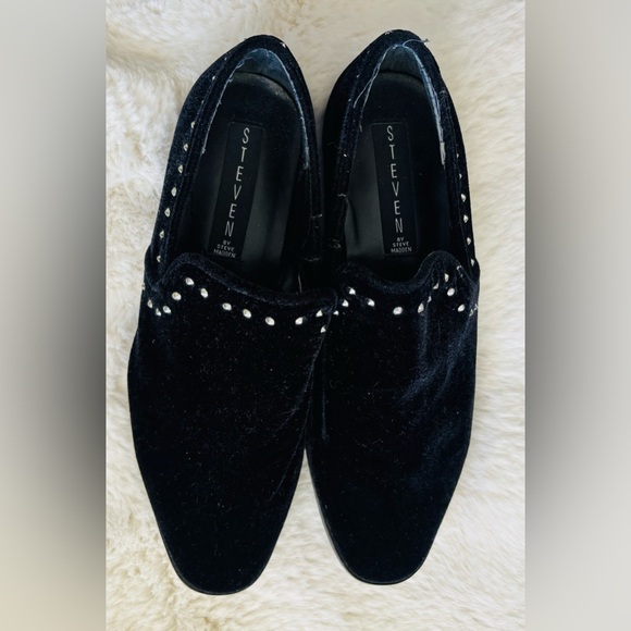 Steven By Steve Madden Archie Black Studded Velour Slipper Loafer Shoe Size: 6 - Picture 2 of 5